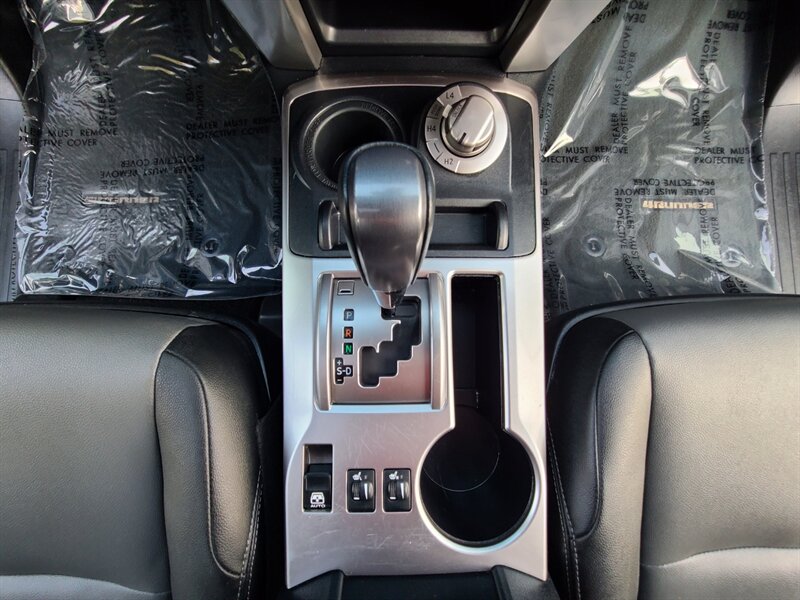 2020 Toyota 4Runner SR5 Premium / NEW TRD WHEELS / NEW TIRES / SUN ROOF / FACTORY WARRANTY - Photo 21 - Portland, OR 97217