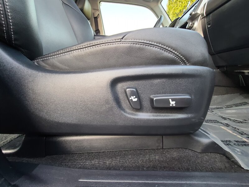 2020 Toyota 4Runner SR5 Premium / NEW TRD WHEELS / NEW TIRES / SUN ROOF / FACTORY WARRANTY - Photo 48 - Portland, OR 97217