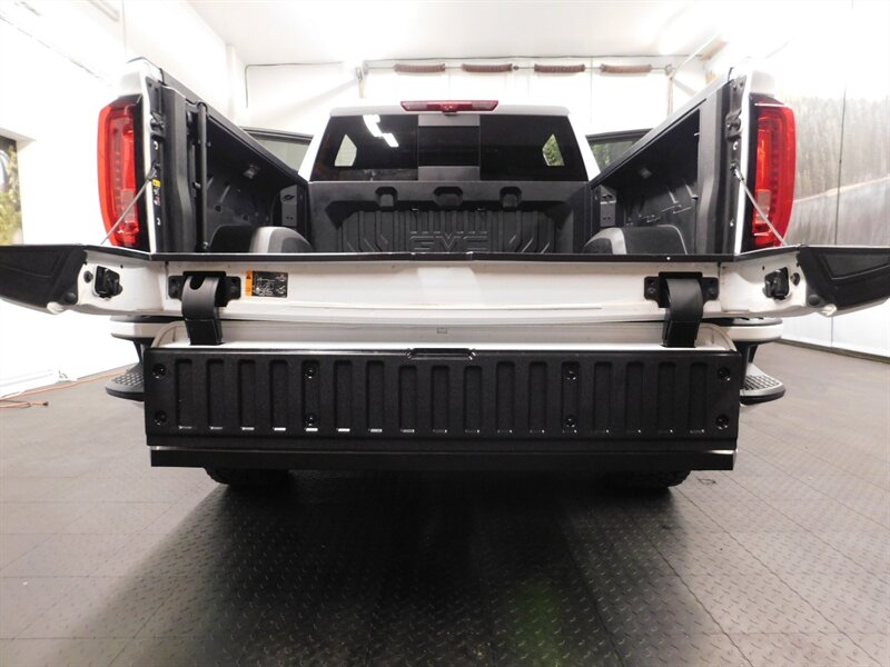 2020 GMC Sierra 1500 AT4 Crew Cab 4X4 / DURAMAX DIESEL /  LIFTED   - Photo 29 - Gladstone, OR 97027