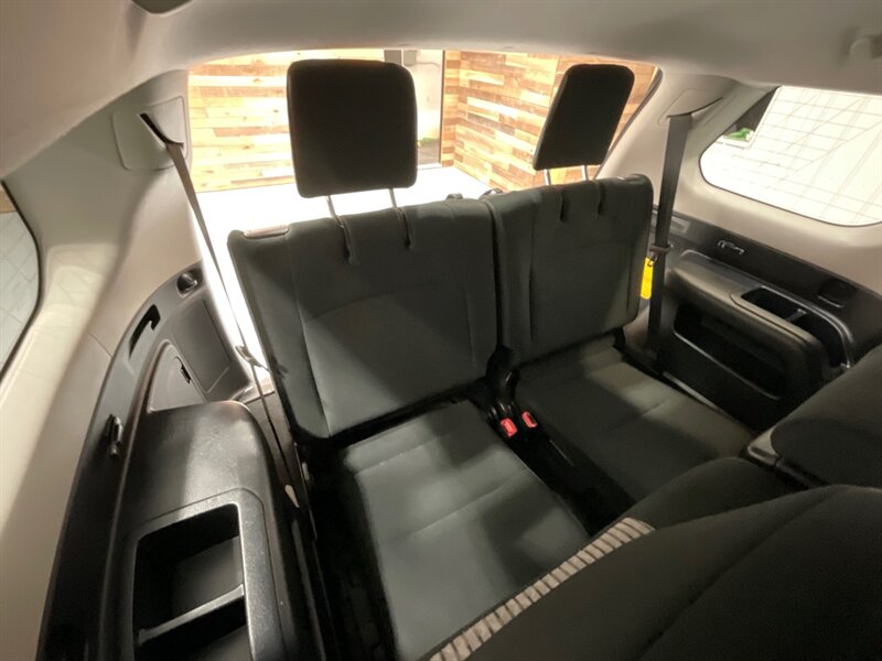 2018 Toyota 4Runner SR5 4X4 / V6 / THIRD ROW SEAT / 39K MILES / 1-OWNER LOCAL - Photo 50 - Gladstone, OR 97027