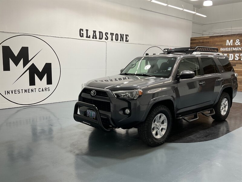 2018 Toyota 4Runner SR5 4X4 / V6 / THIRD ROW SEAT / 39K MILES / 1-OWNER LOCAL - Photo 25 - Gladstone, OR 97027