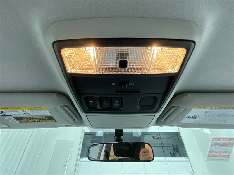 2018 Toyota 4Runner SR5 4X4 / V6 / THIRD ROW SEAT / 39K MILES / 1-OWNER LOCAL - Photo 57 - Gladstone, OR 97027