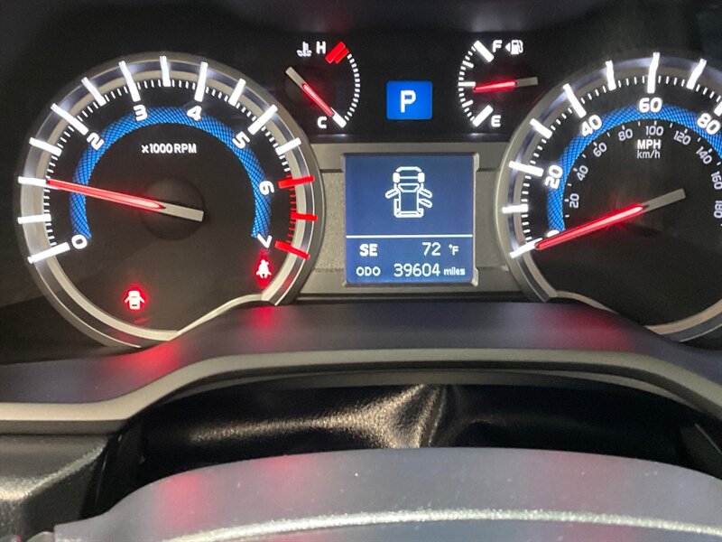 2018 Toyota 4Runner SR5 4X4 / V6 / THIRD ROW SEAT / 39K MILES / 1-OWNER LOCAL - Photo 62 - Gladstone, OR 97027