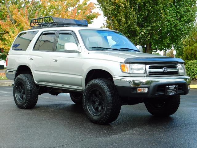 2000 Toyota 4Runner SR5 / 4WD / V6 3.4 L / Luggage Rack / LIFTED !!   - Photo 2 - Portland, OR 97217