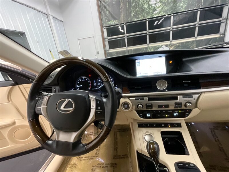 2014 Lexus ES 350 Luxury Pkg / 3.5L V6 / Heated & Cooled Leather  Navigation & Backup Camera / Blind Spot Alert / BRAND NEW TIRES / SHARP & CLEAN !!! - Photo 16 - Gladstone, OR 97027