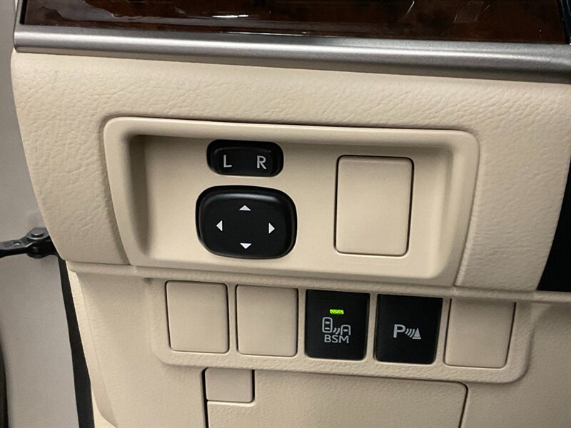 2014 Lexus ES 350 Luxury Pkg / 3.5L V6 / Heated & Cooled Leather  Navigation & Backup Camera / Blind Spot Alert / BRAND NEW TIRES / SHARP & CLEAN !!! - Photo 22 - Gladstone, OR 97027