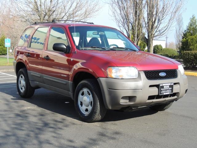 2001 Ford Escape XLS SUV / 4X4 / Automatic / LOW MILES   - Photo 2 - Portland, OR 97217
