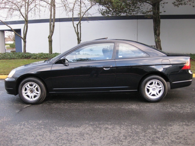 2003 Honda Civic EX Coupe 4-Cyl / VTEC/ Moon Roof/ Timing Belt Done   - Photo 3 - Portland, OR 97217