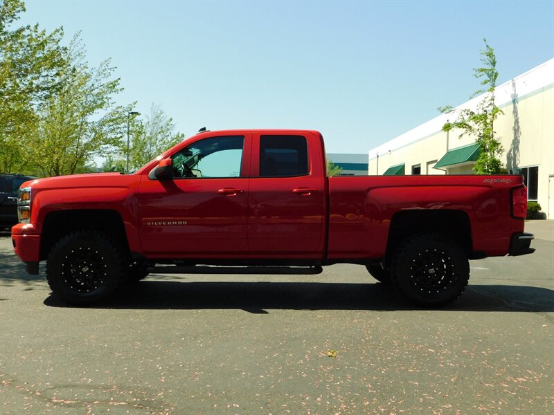 2015 Chevrolet Silverado 1500 LT 4x4 Double Cab / ONLY 12,000 MILES / LIFTED   - Photo 3 - Portland, OR 97217