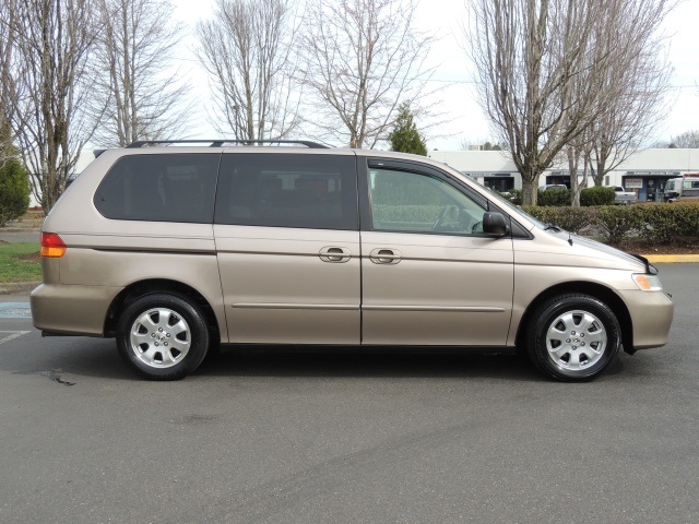 2004 Honda Odyssey EX w/DVD mini van V6 7 passenger   - Photo 4 - Portland, OR 97217