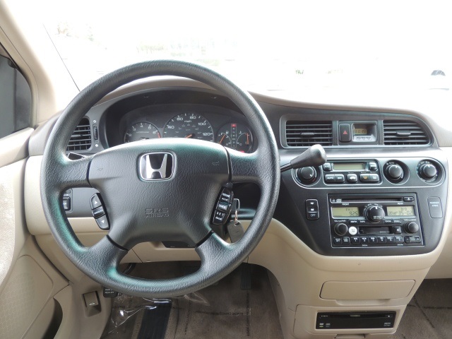 2004 Honda Odyssey EX w/DVD mini van V6 7 passenger   - Photo 37 - Portland, OR 97217
