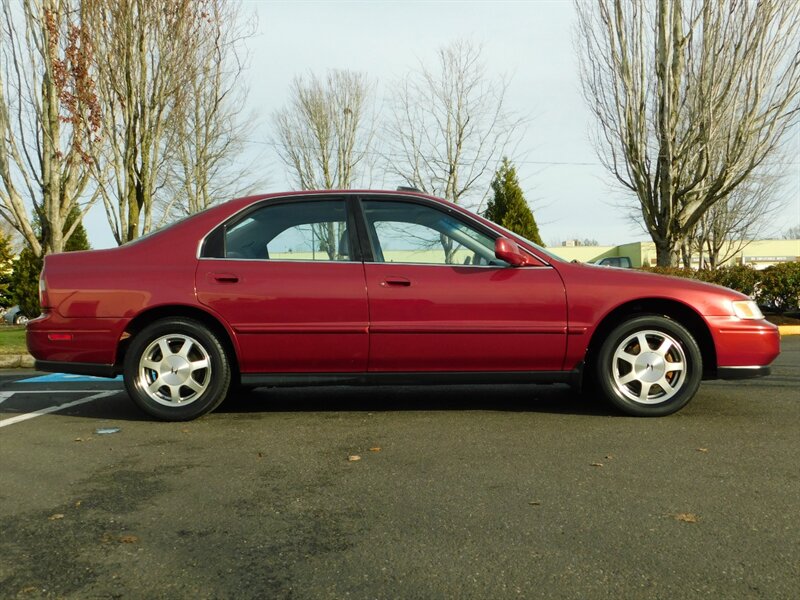 1995 Honda Accord EX / 2-Owners / Sunroof / Excel Cond   - Photo 4 - Portland, OR 97217
