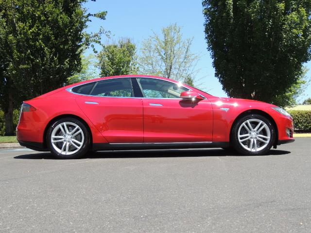 2014 Tesla Model S 85 / Leather / Heated seats / Panorama Roof / Navi   - Photo 4 - Portland, OR 97217