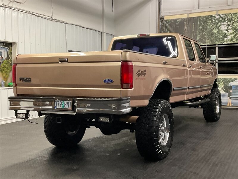 1997 Ford F-350 XLT Crew Cab 4X4 / 7.5L V8 /LIFTED w/ 37 " MUD TIRE  LOCAL OREGON TRUCK / RUST FREE / LIFTED / ONLY 148,000 MILES - Photo 8 - Gladstone, OR 97027
