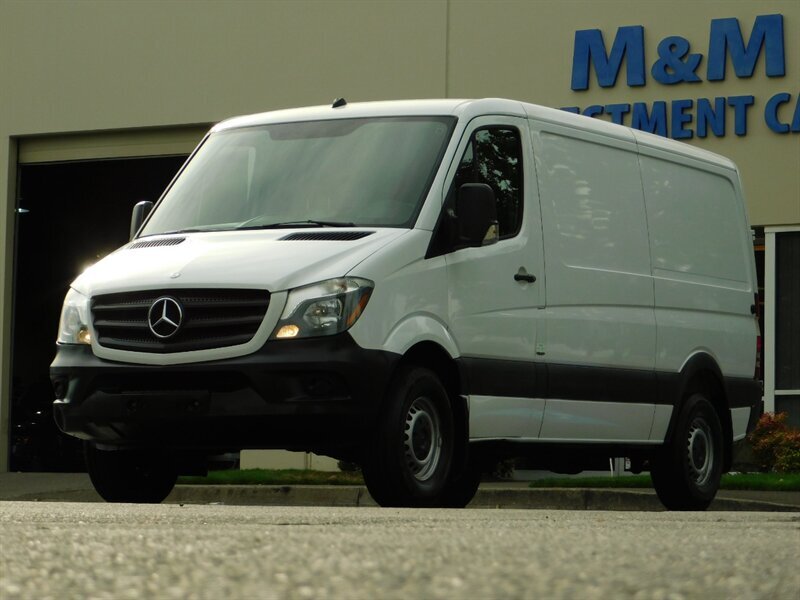 2015 Mercedes-Benz Sprinter 2500 Cargo Van 2.1L 4Cyl DIESEL / Only 34,000 MILE   - Photo 1 - Portland, OR 97217