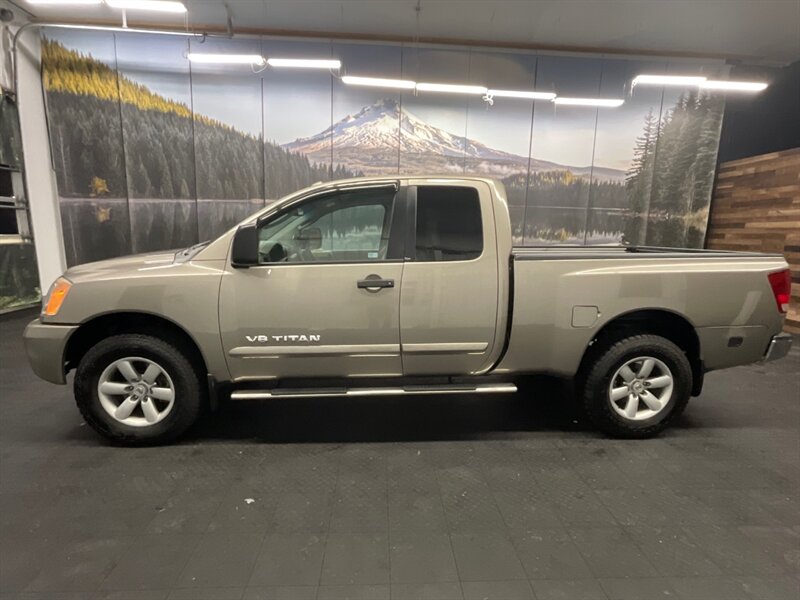 2009 Nissan Titan SE King Cab 4X4 / 5.6L V8 / NEW TIRES / 85,000 MIL  LOCAL TRUCK / RUST FREE / Excel Cond - Photo 3 - Gladstone, OR 97027