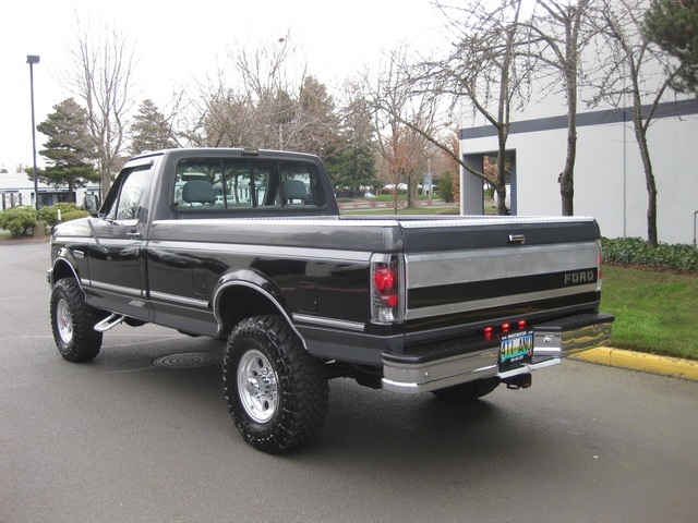 1992 Ford F-250 XLT / 4X4/ Automatic / Excel Cond   - Photo 3 - Portland, OR 97217