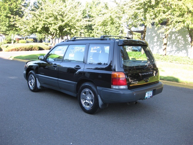 1999 Subaru Forester L AWD 4-Cyl. 5-Speed *1-Owner*   - Photo 4 - Portland, OR 97217