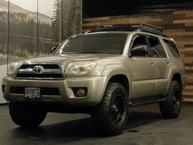 2009 Toyota 4Runner SR5 4X4 / V6 / Navi