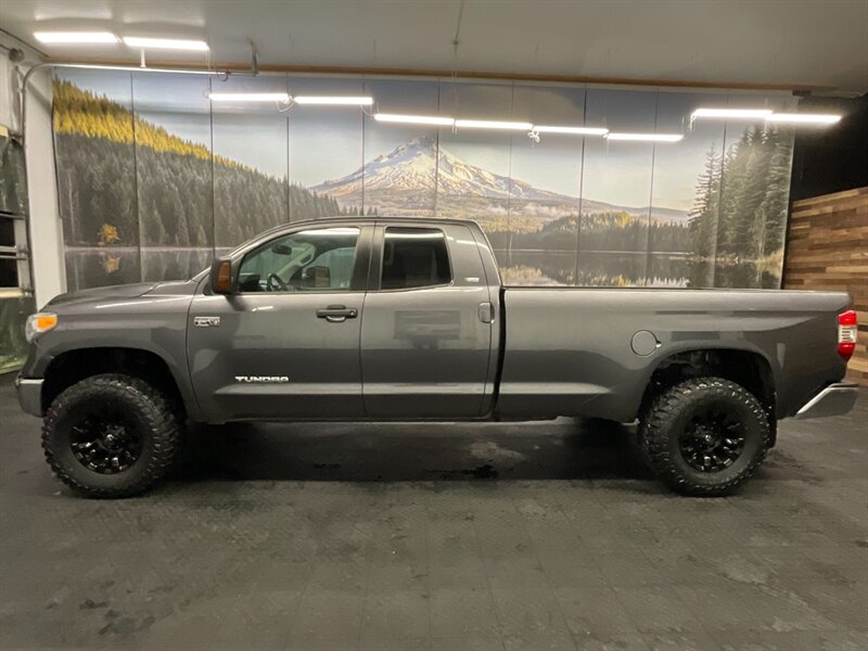 2014 Toyota Tundra SR5 4X4 / 5.7L / LONG BED / LIFTED 1-OWNER  NEW LIFT , WHEELS , TIRES / LONG BED / SUPER CLEAN - Photo 3 - Gladstone, OR 97027