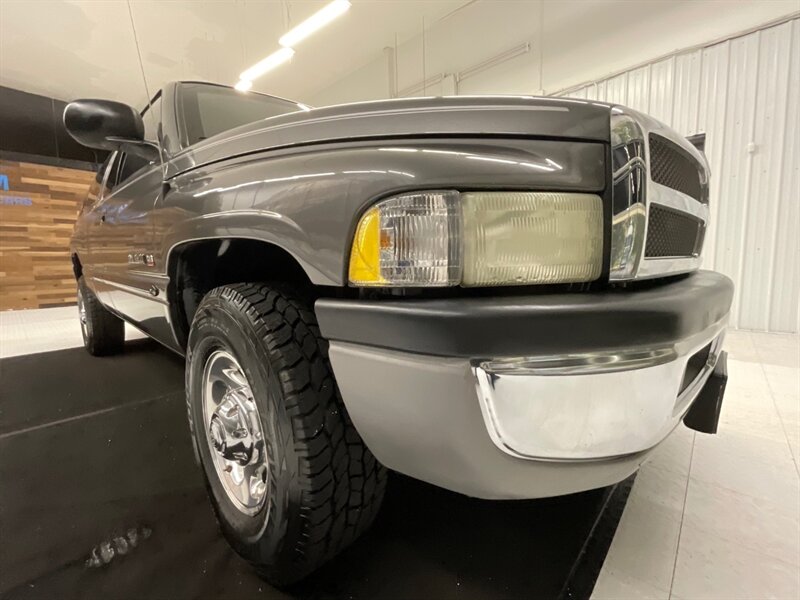 2002 Dodge Ram 2500 SLT Plus 2WD / 5.9L V8 GAS / LOCAL / 119,000 MILES  / RUST FREE / Excel Cond - Photo 10 - Gladstone, OR 97027