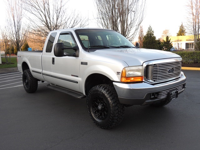 1999 Ford F-250 Super Duty XLT /4X4 / 7.3L Diesel / LIFTED LIFTED   - Photo 2 - Portland, OR 97217