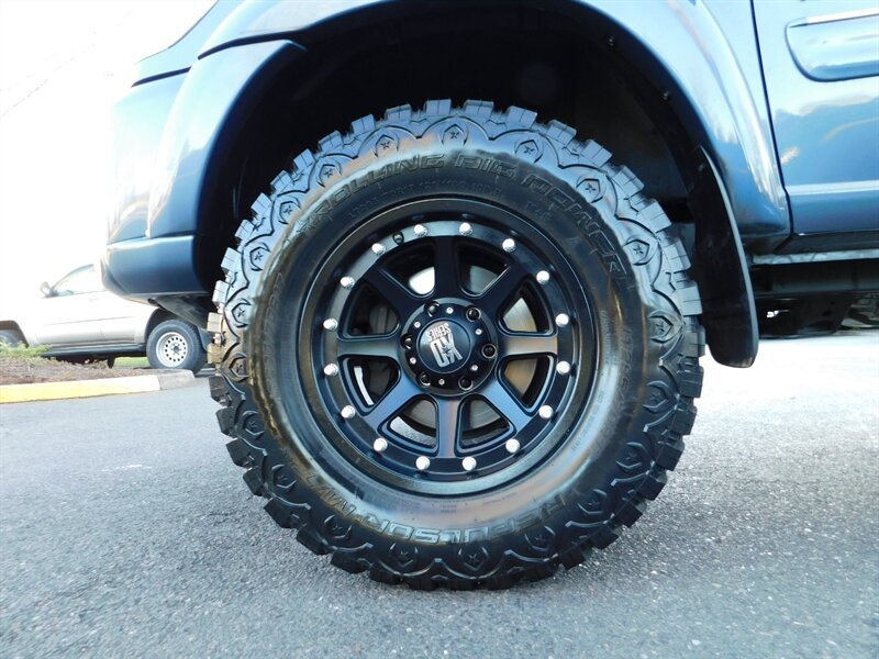 2006 Toyota Tundra SR5 Double Cab 4X4 / 1-OWNER / LIFTED / LOW MILES   - Photo 23 - Portland, OR 97217
