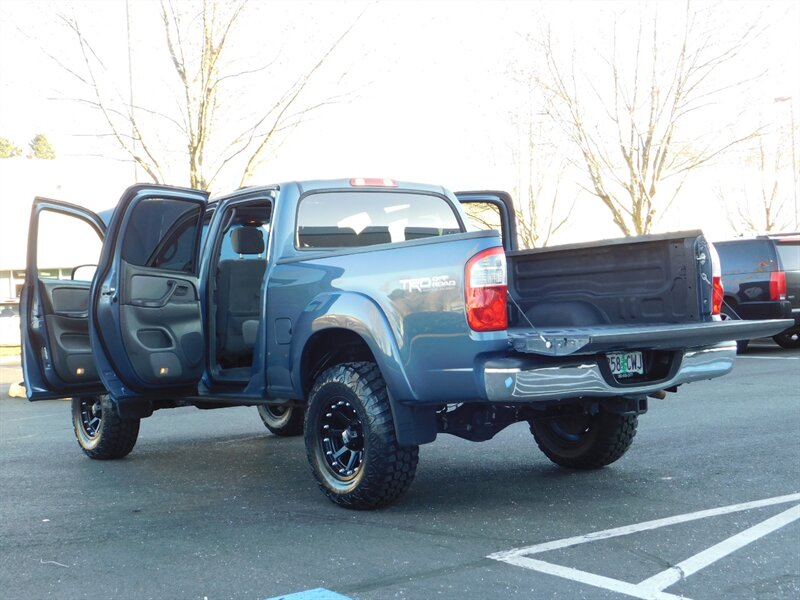 2006 Toyota Tundra SR5 Double Cab 4X4 / 1-OWNER / LIFTED / LOW MILES   - Photo 26 - Portland, OR 97217