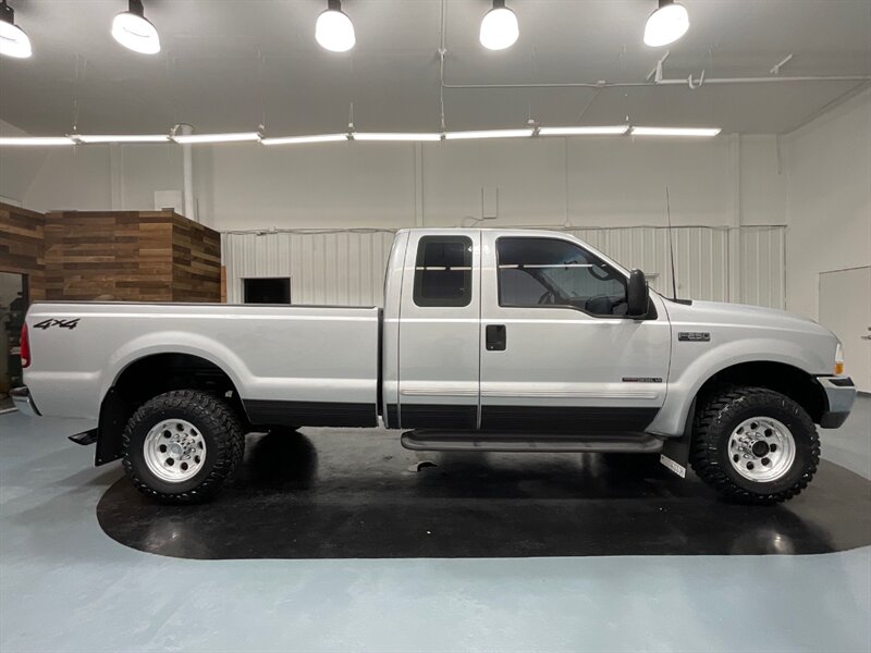 2000 Ford F-250 XLT 4X4 / 7.3L DIESEL / ONLY 105,000 MILES  / LOCAL TRUCK NO RUST - Photo 4 - Gladstone, OR 97027