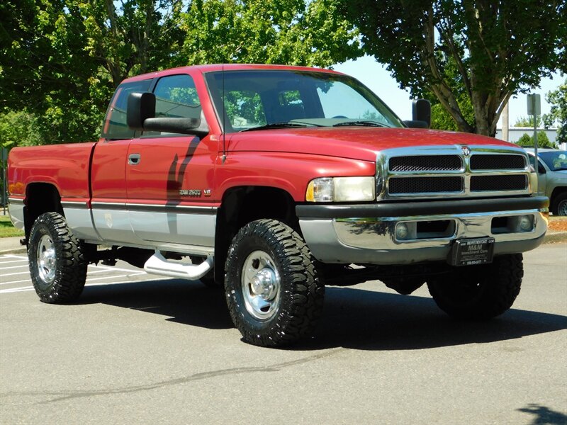 1996 Dodge Ram 2500 3/4 TON 4X4 / V8 5.9 L /  NEW TIRES / LOW MILES   - Photo 2 - Portland, OR 97217