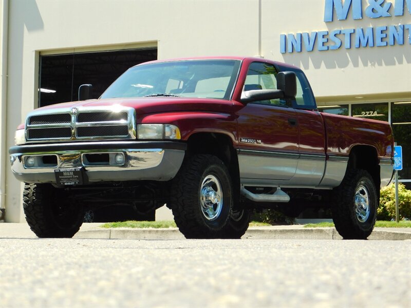 1996 Dodge Ram 2500 3/4 TON 4X4 / V8 5.9 L /  NEW TIRES / LOW MILES   - Photo 39 - Portland, OR 97217