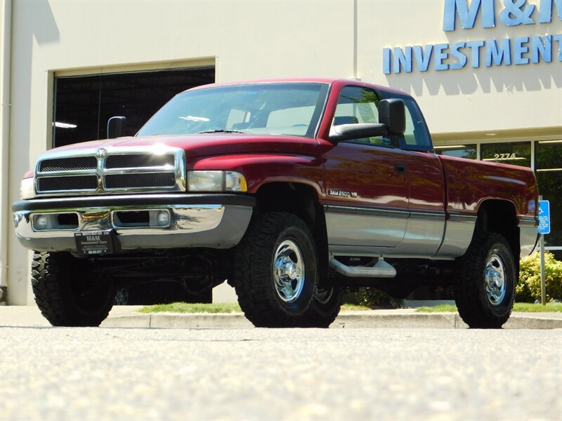 1996 Dodge Ram 2500 3/4 TON 4X4 / V8 5.9 L /  NEW TIRES / LOW MILES   - Photo 1 - Portland, OR 97217