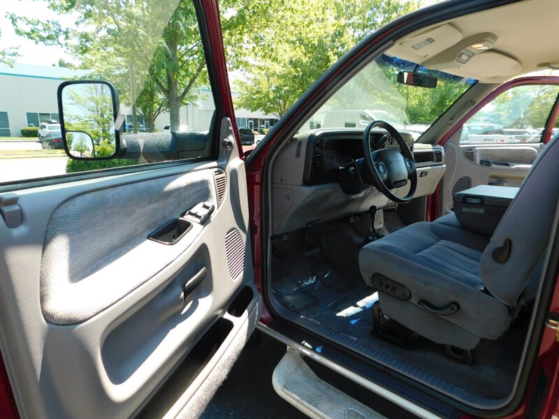 1996 Dodge Ram 2500 3/4 TON 4X4 / V8 5.9 L /  NEW TIRES / LOW MILES   - Photo 13 - Portland, OR 97217