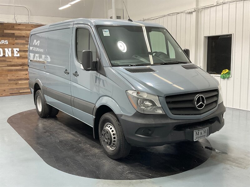 2017 Mercedes-Benz Sprinter 3500XD CARGO VAN / V6 DIESEL / DUALLY / 17K MILES  / DUALLY / LOW MILES - Photo 2 - Gladstone, OR 97027