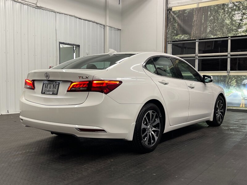 2015 Acura TLX w/Tech Leather Heated Seats / ONLY 64,000 MILES   - Photo 8 - Gladstone, OR 97027