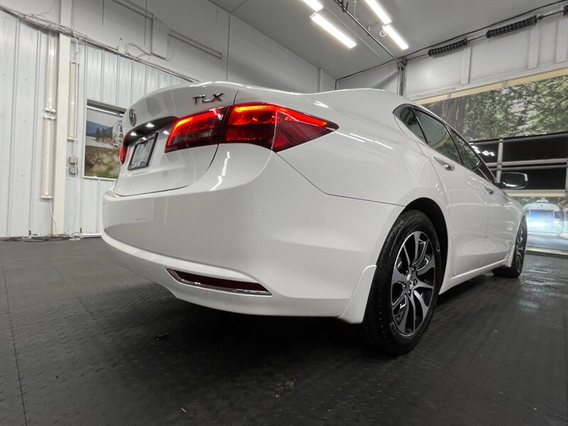 2015 Acura TLX w/Tech Leather Heated Seats / ONLY 64,000 MILES   - Photo 26 - Gladstone, OR 97027