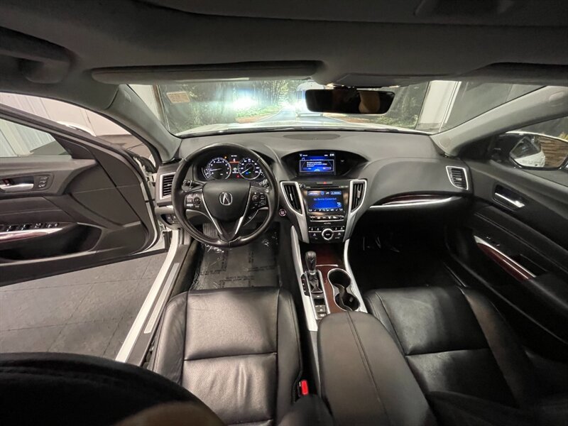 2015 Acura TLX w/Tech Leather Heated Seats / ONLY 64,000 MILES   - Photo 16 - Gladstone, OR 97027