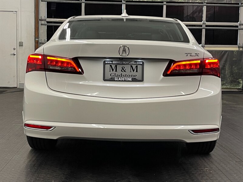 2015 Acura TLX w/Tech Leather Heated Seats / ONLY 64,000 MILES   - Photo 6 - Gladstone, OR 97027