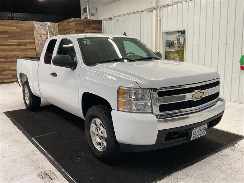 2008 Chevrolet Silverado 1500 4Dr Extended Cab / 5.3L V8 / LOCAL TRUCK / 2WD  / RUST FREE / 6.6 FT BED / 191,000 MILES - Photo 2 - Gladstone, OR 97027