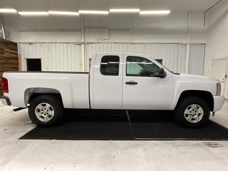 2008 Chevrolet Silverado 1500 4Dr Extended Cab / 5.3L V8 / LOCAL TRUCK / 2WD  / RUST FREE / 6.6 FT BED / 191,000 MILES - Photo 4 - Gladstone, OR 97027