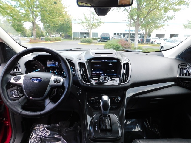 2014 Ford Escape Titanium 4WD PANO ROOF / HEATED LEATHER / REAR CAM - Photo 16 - Portland, OR 97217
