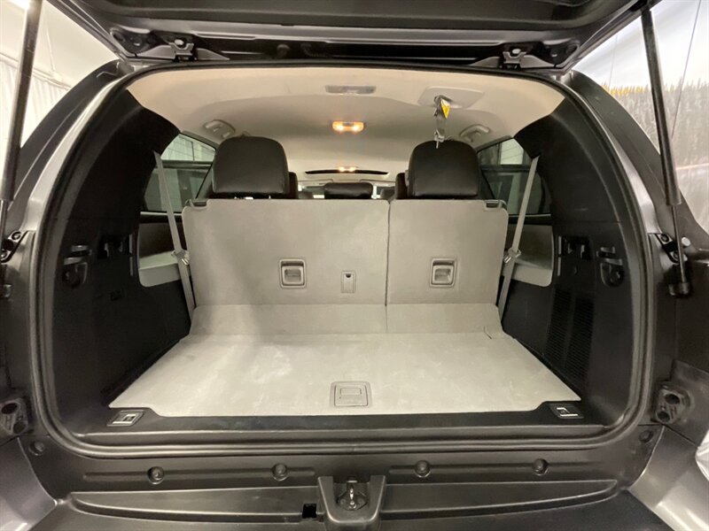 2019 Toyota Sequoia TRD PRO CUSTOM UPGRADE / 1-OWNER / 4X4 /NEW TIRES  / TRD Leather Seats & Heated Seats / Sunroof / NEW WHEELS & TIRES / CHROME DELETE PKG / SHARP & CLEAN!! - Photo 18 - Gladstone, OR 97027