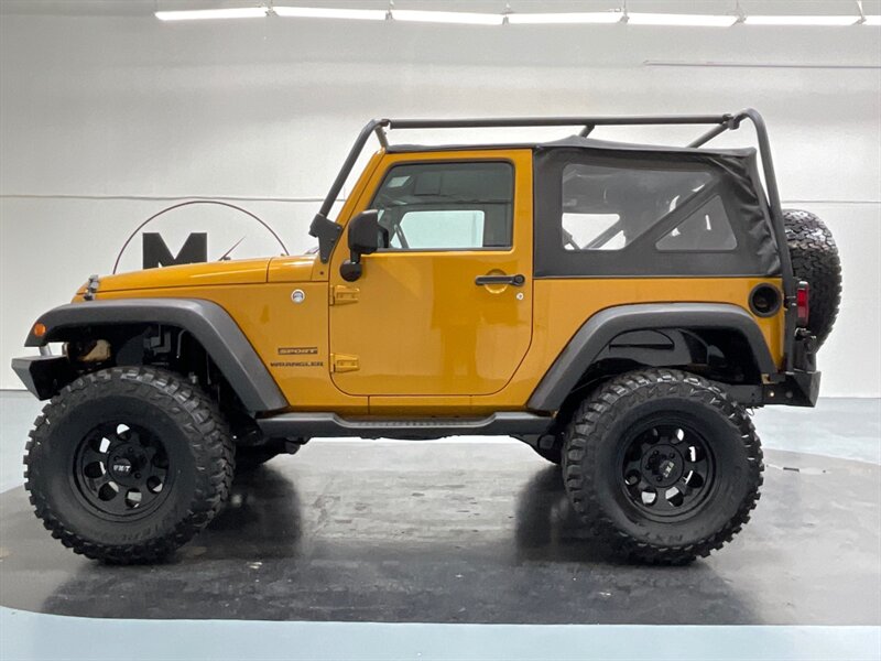 2014 Jeep Wrangler Sport 4X4 / 6-SPEED MANUAL / LIFTED / 77K MILES  / BRAND NEW TIRES - Photo 3 - Gladstone, OR 97027