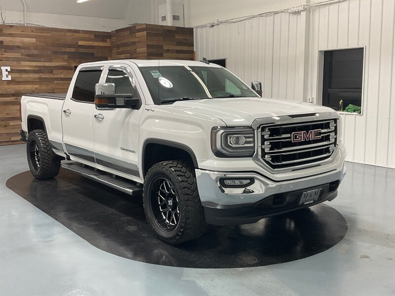2016 GMC Sierra 1500 SLT CREW CAB / 4x4 / 5.3L / HEATED & COOLED SEATS  / NAV / Leather / Excel Cond - Photo 2 - Gladstone, OR 97027