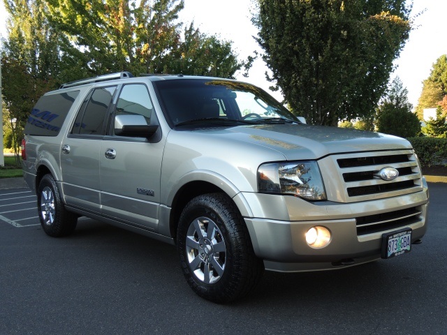 2008 Ford Expedition EL Limited / 4WD / NAVi / CAMERA / 3rd Seat / DVD   - Photo 2 - Portland, OR 97217
