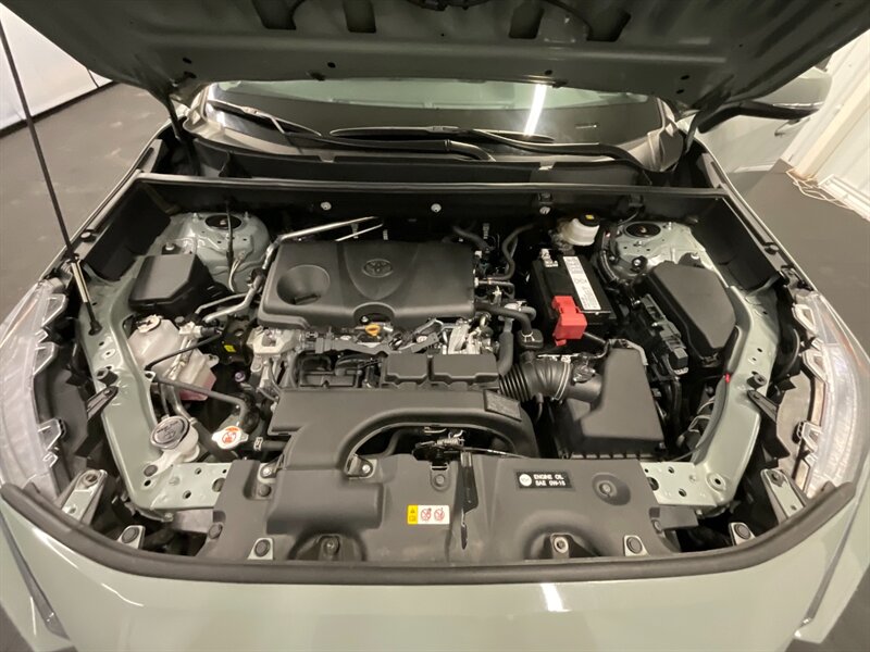 2019 Toyota RAV4 Adventure AWD / Tech Pkg /1-OWNER / 15,000 MILES  FULLY LOADED ADVENTURE PKG / Leather / SHARP & CLEAN - Photo 29 - Gladstone, OR 97027