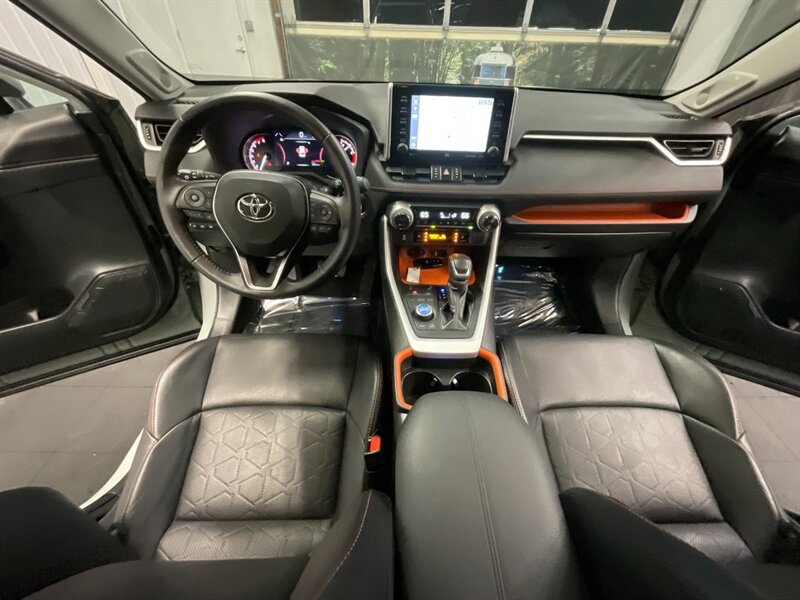 2019 Toyota RAV4 Adventure AWD / Tech Pkg /1-OWNER / 15,000 MILES  FULLY LOADED ADVENTURE PKG / Leather / SHARP & CLEAN - Photo 16 - Gladstone, OR 97027