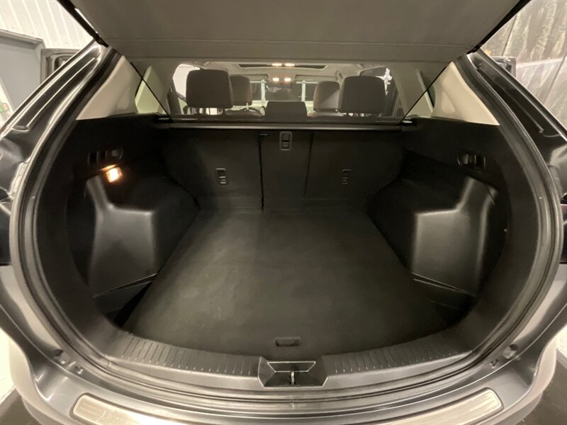 2014 Mazda CX-5 Grand Touring / 1-OWNER / Leather Heated Seats  / Sunroof / Backup Camera - Photo 30 - Gladstone, OR 97027