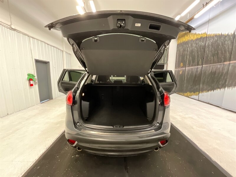 2014 Mazda CX-5 Grand Touring / 1-OWNER / Leather Heated Seats  / Sunroof / Backup Camera - Photo 11 - Gladstone, OR 97027