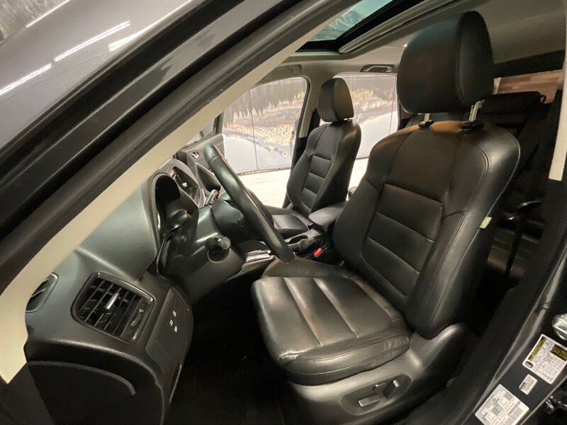 2014 Mazda CX-5 Grand Touring / 1-OWNER / Leather Heated Seats  / Sunroof / Backup Camera - Photo 13 - Gladstone, OR 97027